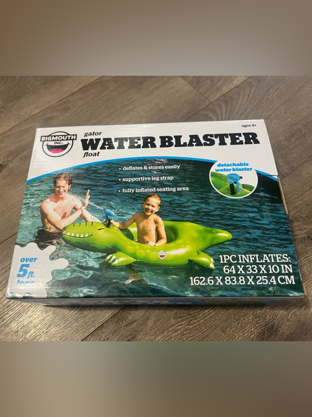 BIGMOUTH GATOR WATER BLASTER FLOAT WITH DETACHABLE WATER BLASTER NEW IN BOX